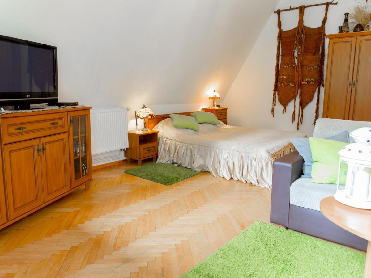 Lovely Apartment In Rusko With Pool Garden Darlowo Bagian luar foto
