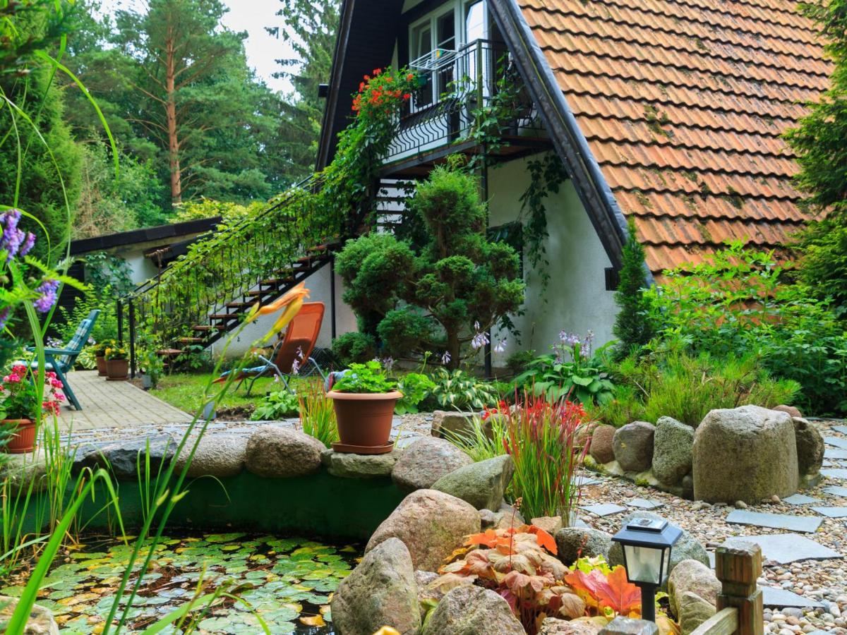 Lovely Apartment In Rusko With Pool Garden Darlowo Bagian luar foto