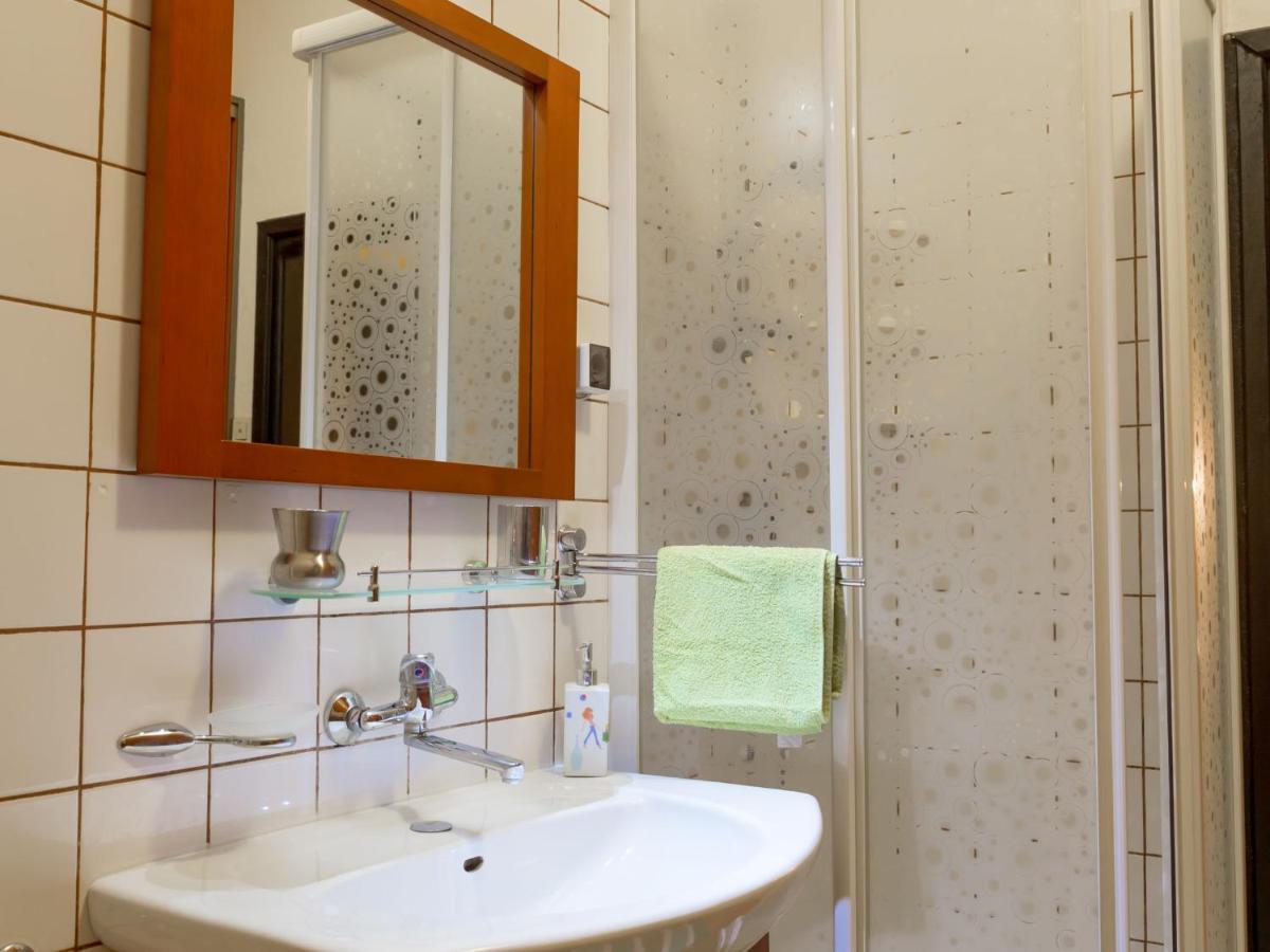 Lovely Apartment In Rusko With Pool Garden Darlowo Bagian luar foto